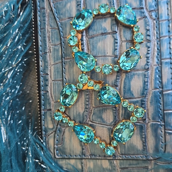 Oscar de la Renta Earrings - Picture 7 of 9